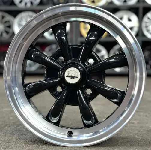 Rodas Eigth Spoke aro 15 Furação 4x130 