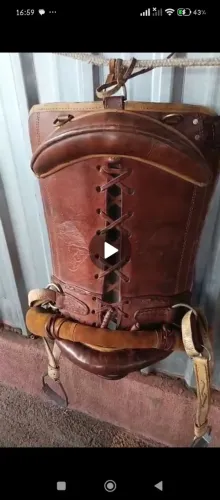 Vendo encilha gaúcha completa para montaria em cavalo