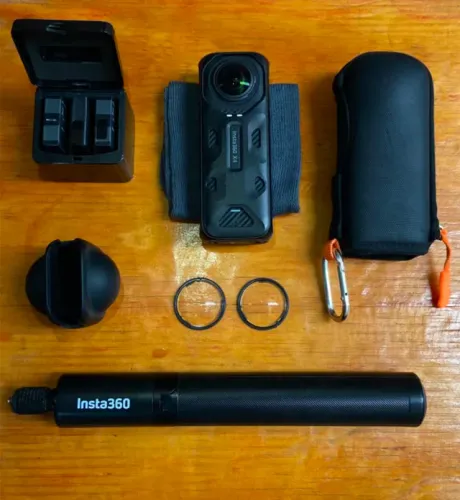 Câmera Insta360º X4