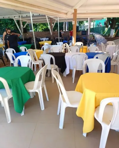 Toalhas de mesa ( várias cores )