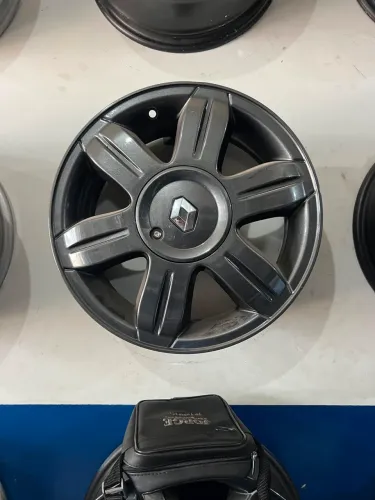 Jogo de rodas Renault