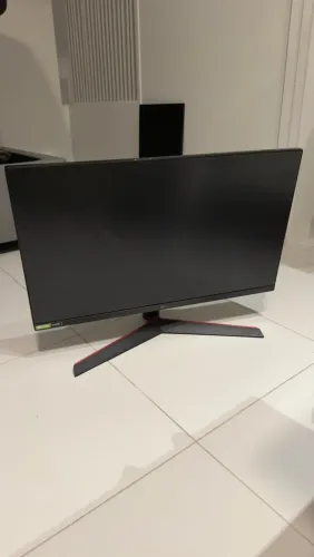 LG UltraGear 27GN800-B 27? QHD 144Hz IPS 1ms