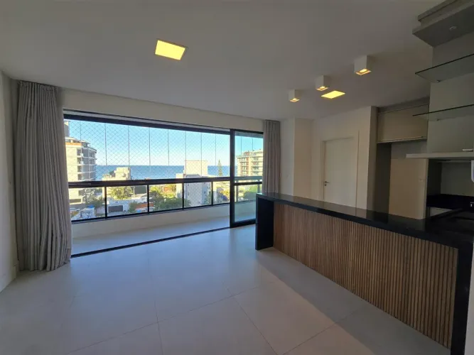 Locação Anual - Vista para o mar!! 03 Suítes e Semi mobiliado- Praia Brava - Itajaí/SC