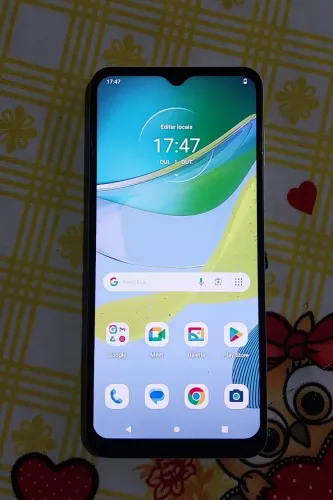 Moto e13