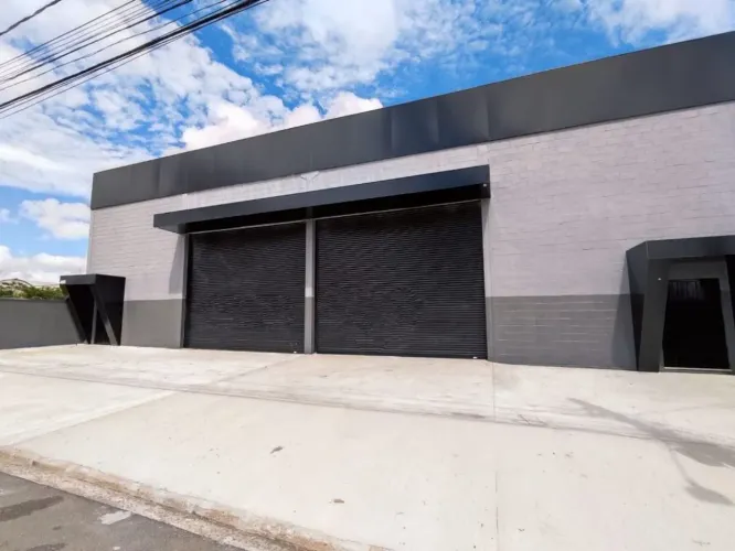 Galpão comercial  630 m²  Venda  Zona Norte  Próximo à Fundação Bradesco  Marília
