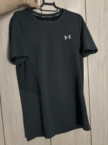 Camiseta Under Armour Vanish Seamless - P