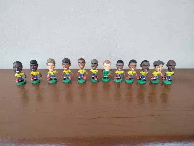 Mini Craque da seleção brasileira antigos raros bem conservados