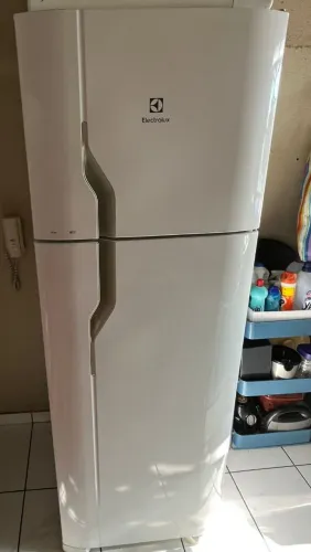 FROST FREE 220v (defeito), VENDO OU TROCO