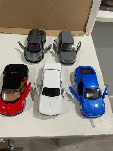 Lote 1 miniaturas 1/32 modelos diversos