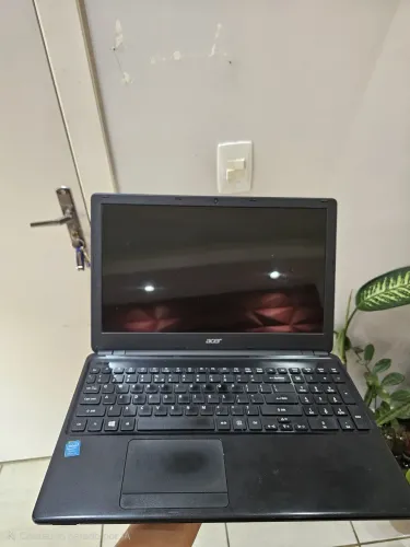 Vendo notebook Acer