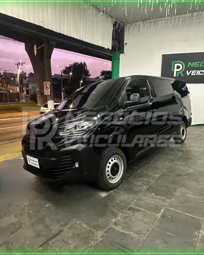 Peugeot Expert Cargo 2.2 Turbo Diesel 2026