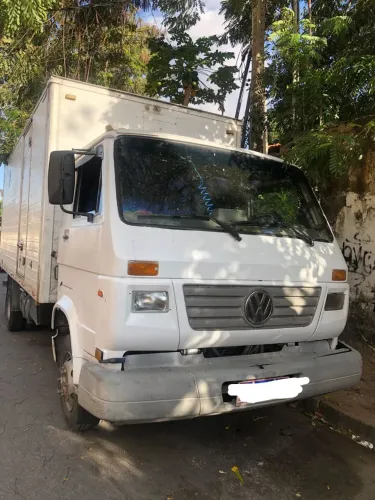 Caminhão VW 8120