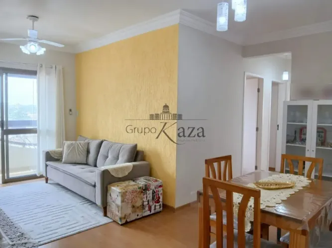 Apartamento - Residencial Carolina - Jardim Satélite - 3 Dormitórios - 75m².