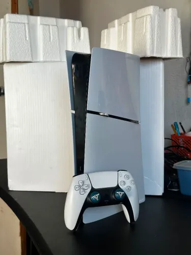 Ps5 slim digital + 1 ano de garantia