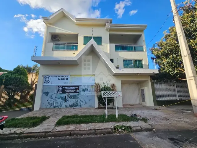 SOBRELOJA + ÁREA DE LAZER + SALA COMERCIARL a venda no Jd. Alvorada em Maringá PR