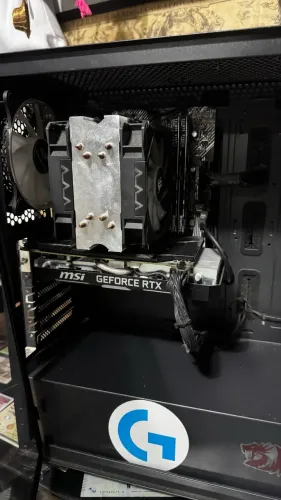 Pc gamer i5 10400f + RTX 2060 super + 16 gb ram