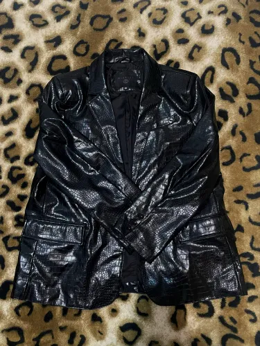 Blazer Preto Brilhante Texturizado