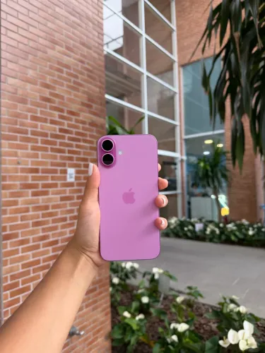 iPhone 16 Plus 128GB (Garantia Apple) 