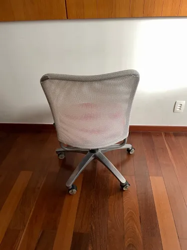Cadeira giratória