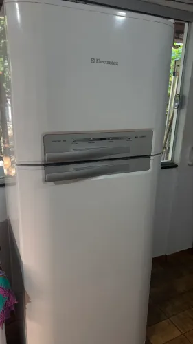 Geladeira refrigerador Electrolux 460 litros