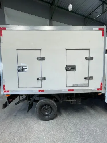 Baú SORVETEIRO 5M³ - Hyundai Hr / Kia Bongo