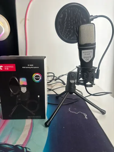 Microfone Gamer RGB