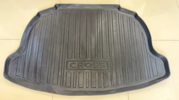 Tapete Protetor Bandeja Porta Malas Corolla Cross 2021/2026