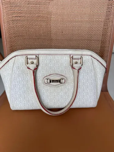 Bolsa victor hugo