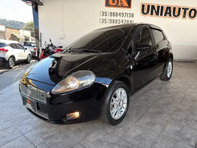 Fiat Punto Attractive 1.4 Fire Flex 8V 5P 2012