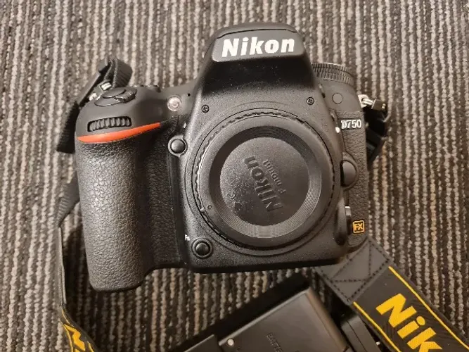 Nikon D750 DSLR Camera (Body Only)