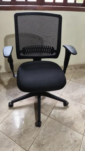 Cadeira de escritório flexform - NOVA