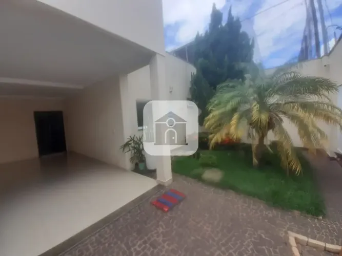 Casa para venda no bairro Brasil