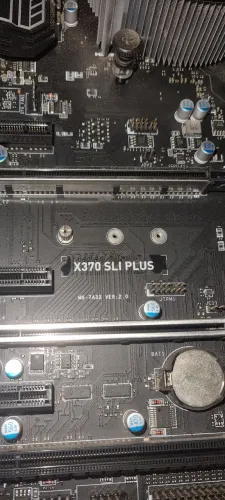 Kit AMD Ryzen 5 Pro 3400G + Fonte e SSD