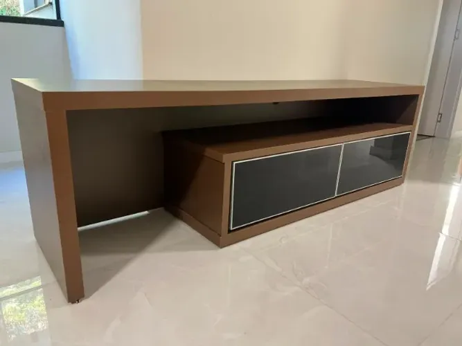 Imperdivel - Vendo rack para TV de alto padrão