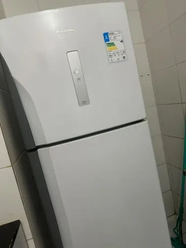 Geladeira Panasonic 387L