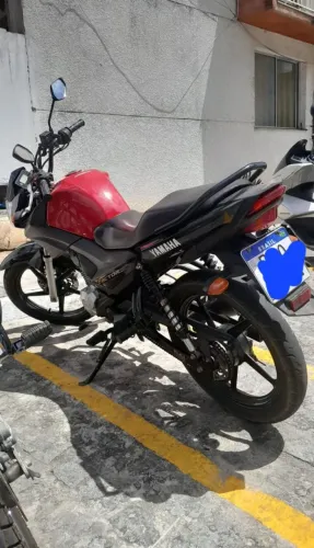 Moto apenas 27 km rodados