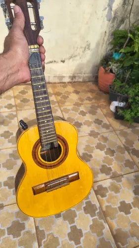 Cavaquinho Del Vecchio elétrico