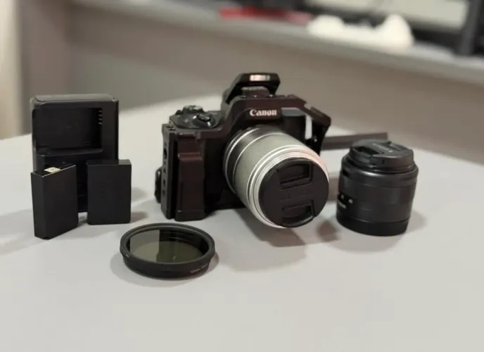 CANON M50 MARK II + LENTE VILTROX F1.4 + KIT COMPLETO