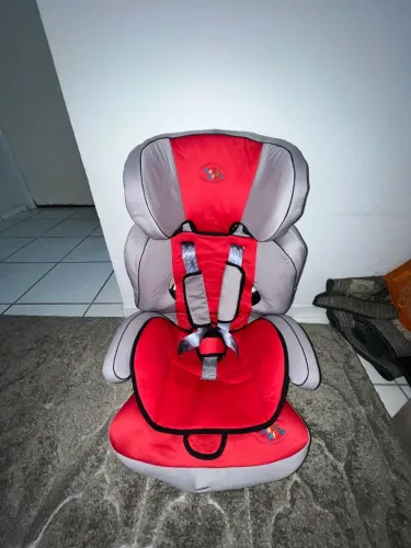 Cadeirinha para carro/ assento redutor