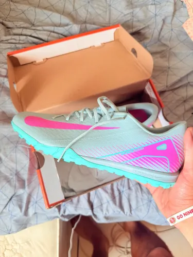 Chuteira Nike Mercurial society tam 43