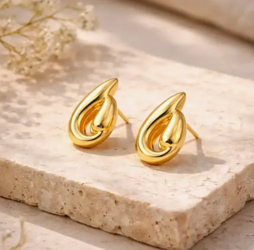 Brinco Gota Banhado a Ouro 18k