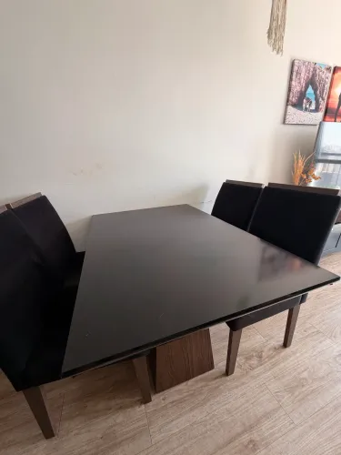 Mesa de Jantar - Preta