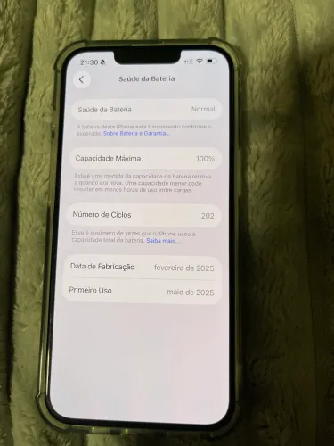iPhone 16e impecável