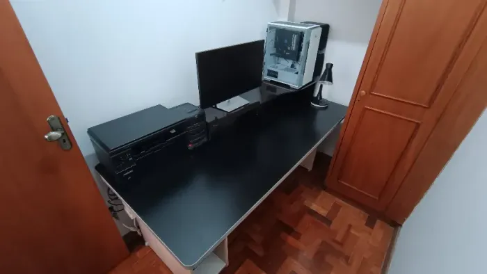 Mesa grande escritório reunião