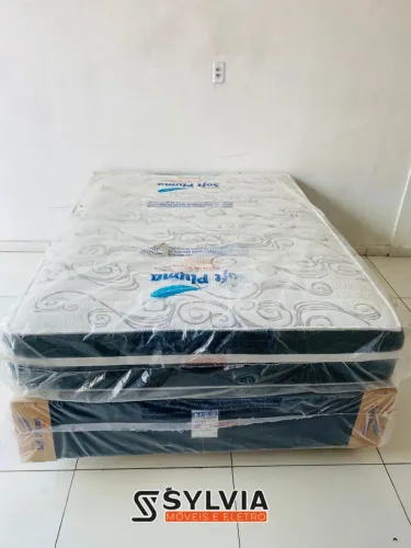 CAMA CASAL EM MOLAS ENSACADAS 
