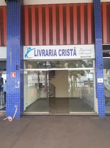 BOX NO SHOPPING DA RODOVIARIA 24M² À VENDA