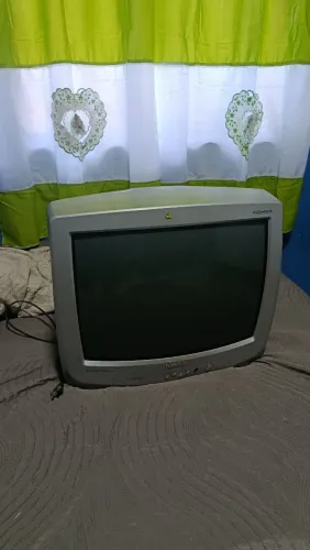 Televisão(TV de tubo)