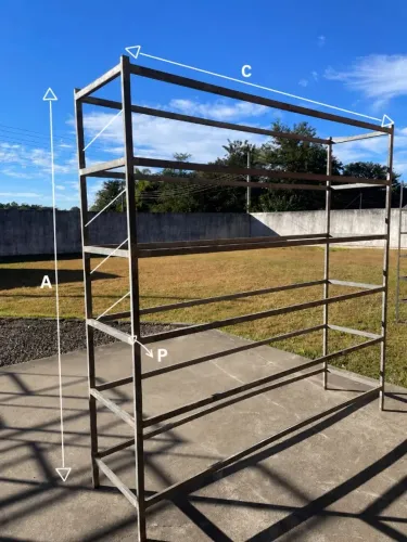 Prateleiras Metálicas Usadas