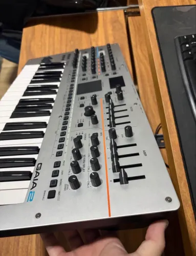 Roland Gaia 2