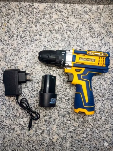 Kit Furadeira/Parafusadeira 12V com acessórios